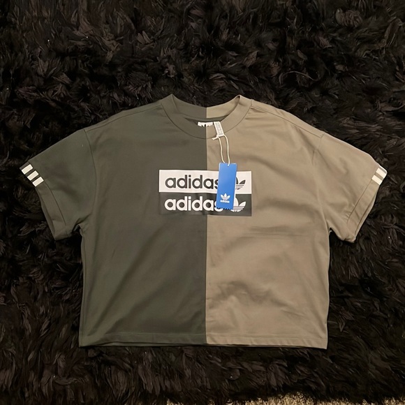 Adidas Tee - Picture 1 of 4